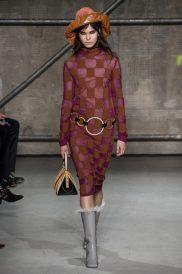 Marni+Fall+2017+CkcpEUTzawwl Τι να φορέσω σήμερα