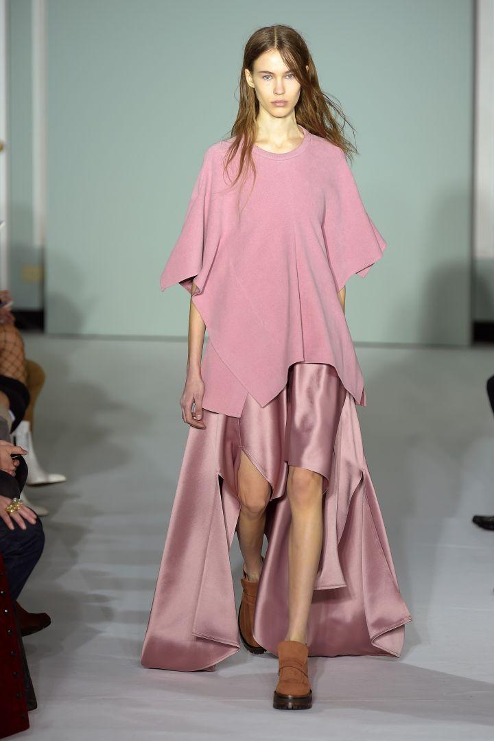 Ροζ παστέλ outfits χειμώνας