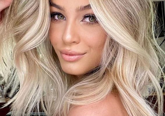 μακρύ καρέ χτενίσματα 2021