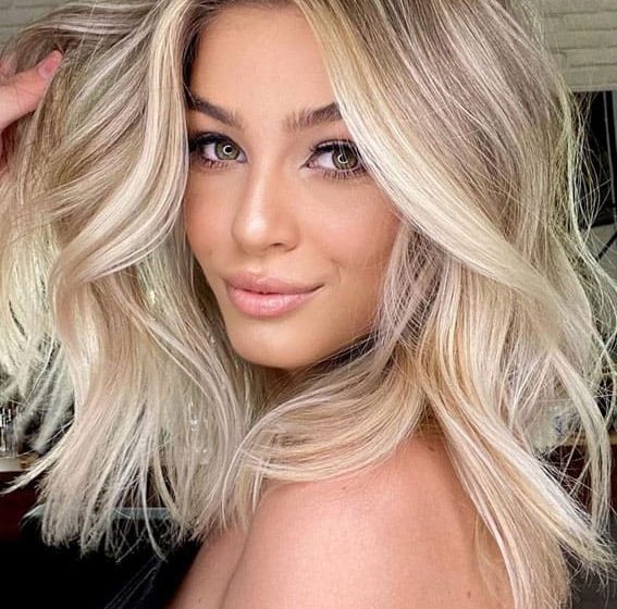 μακρύ καρέ χτενίσματα 2021