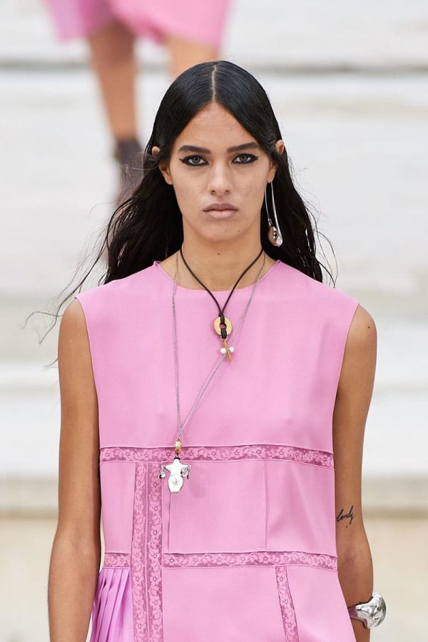 gothic liner άνοιξη καλοκαίρι 2021