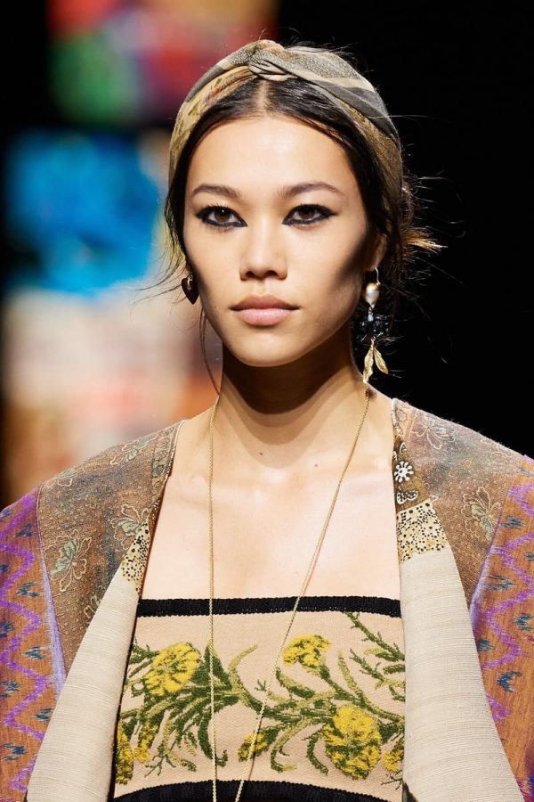 gothic liner άνοιξη καλοκαίρι 2021