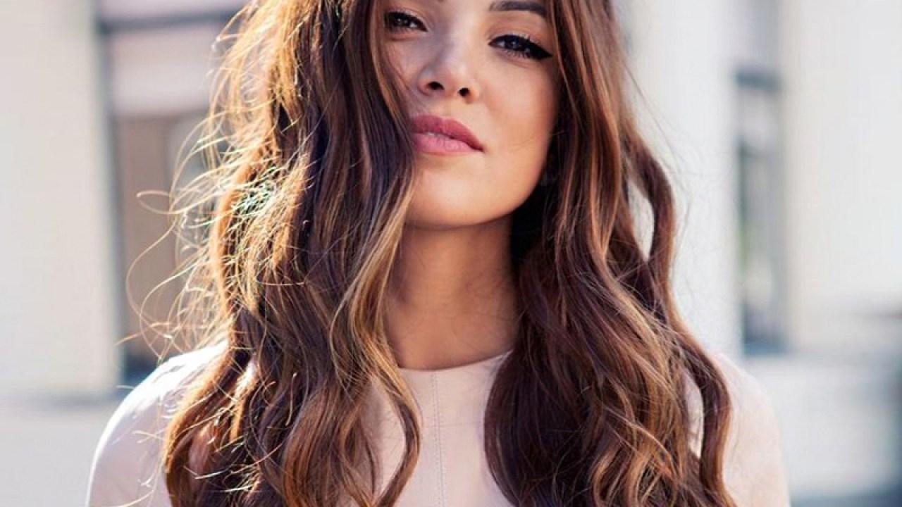 Κυματιστα μαλλιά