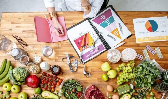 Σε τι διαφέρει η κλινική διατροφή από την αθλητική διατροφή