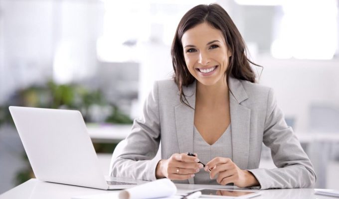 χτενίσματα για συνέντευχι