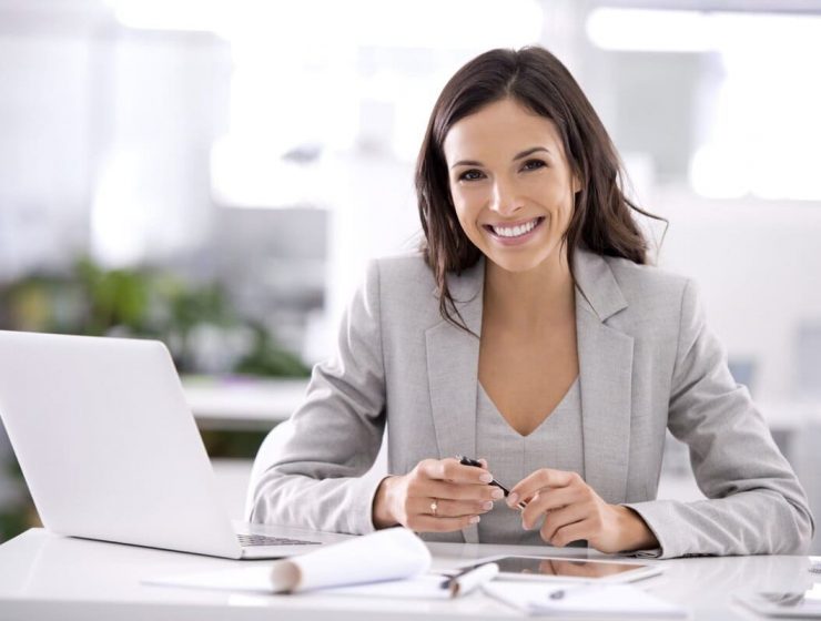 χτενίσματα για συνέντευχι