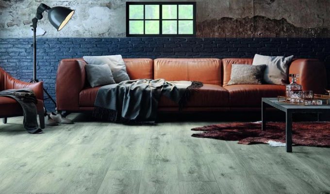 πατώματα laminate επαγγελματικής και οικιακής χρήσης