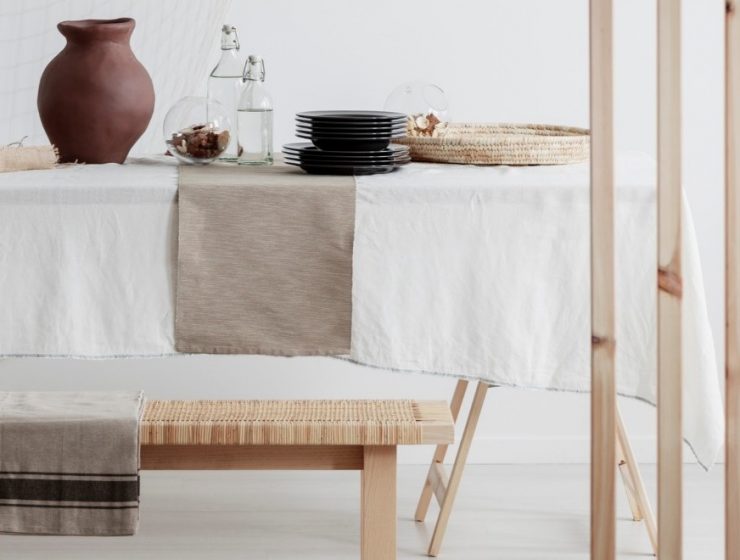 Ανανεώστε τη διακόσμηση κουζίνα με τραπεζομάντηλα και σουπλά