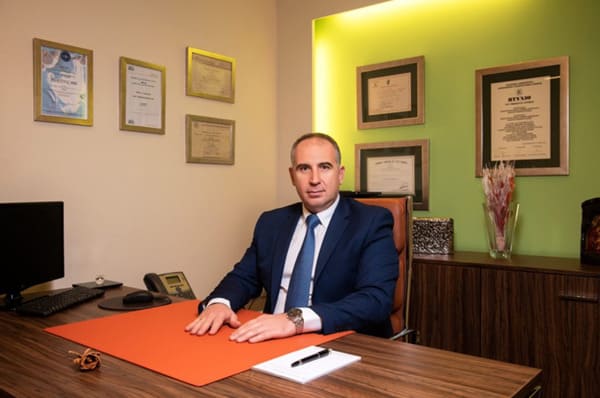 Ο γενικός χειρουργός για την επέμβαση βουβωνοκήλης