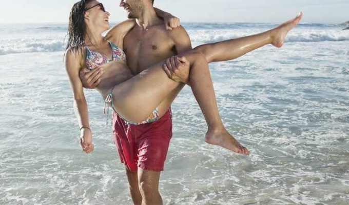 γυναικεία μαγιό 2022 και αντρικά