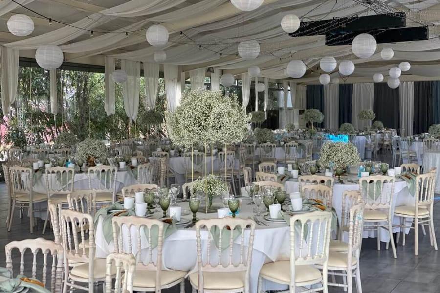 Διακόσμηση Τραπεζιών/εκκλησία για γάμο