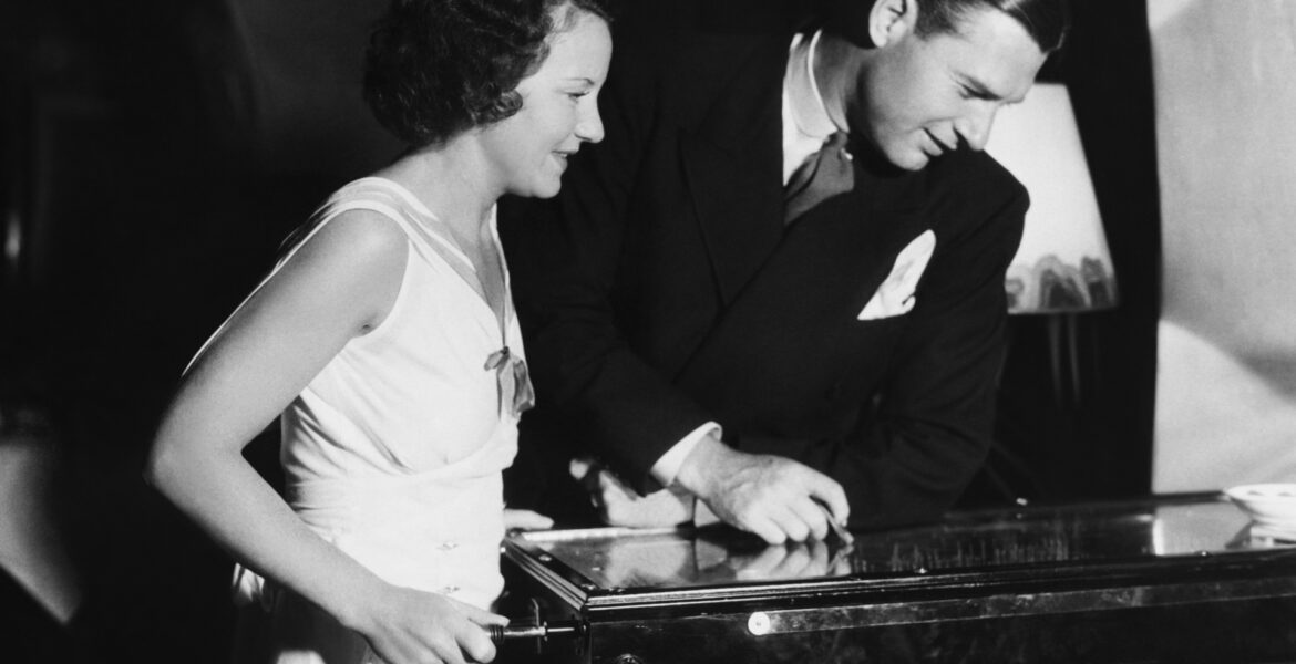 Πως εκδηλώνει το ενδιαφέρον του ένας Άντρας